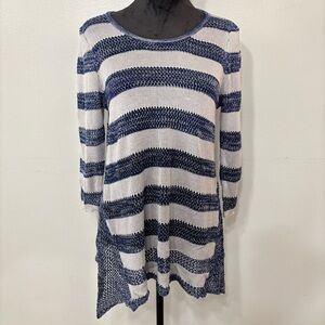 Live and let live Blue/Light Gray Striped Shark Bite Knit Tunic Sweater Size L
